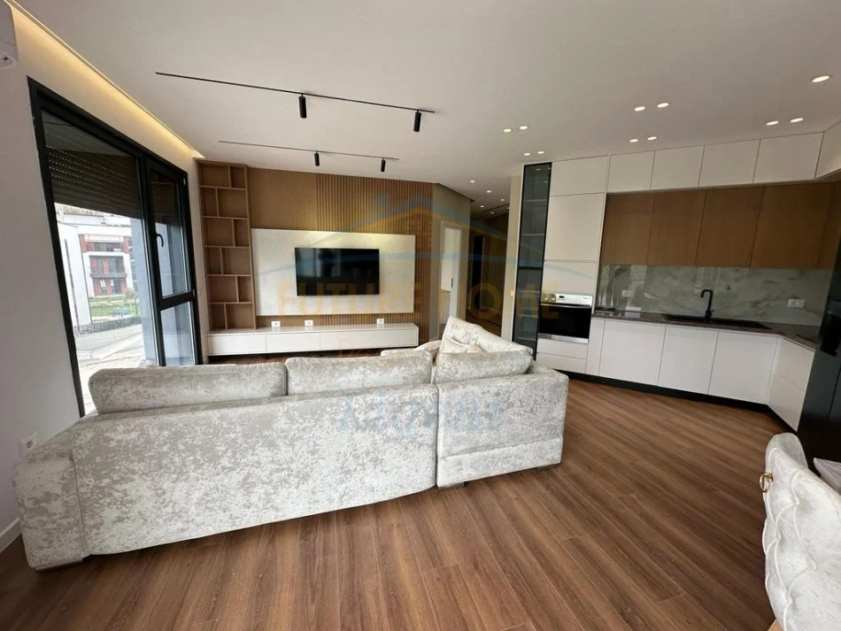 Tirane, jepet me qera apartament 2+1+Aneks+Ballkon Kati 1, 118 m² 1.300 € (Liqeni i Thate)