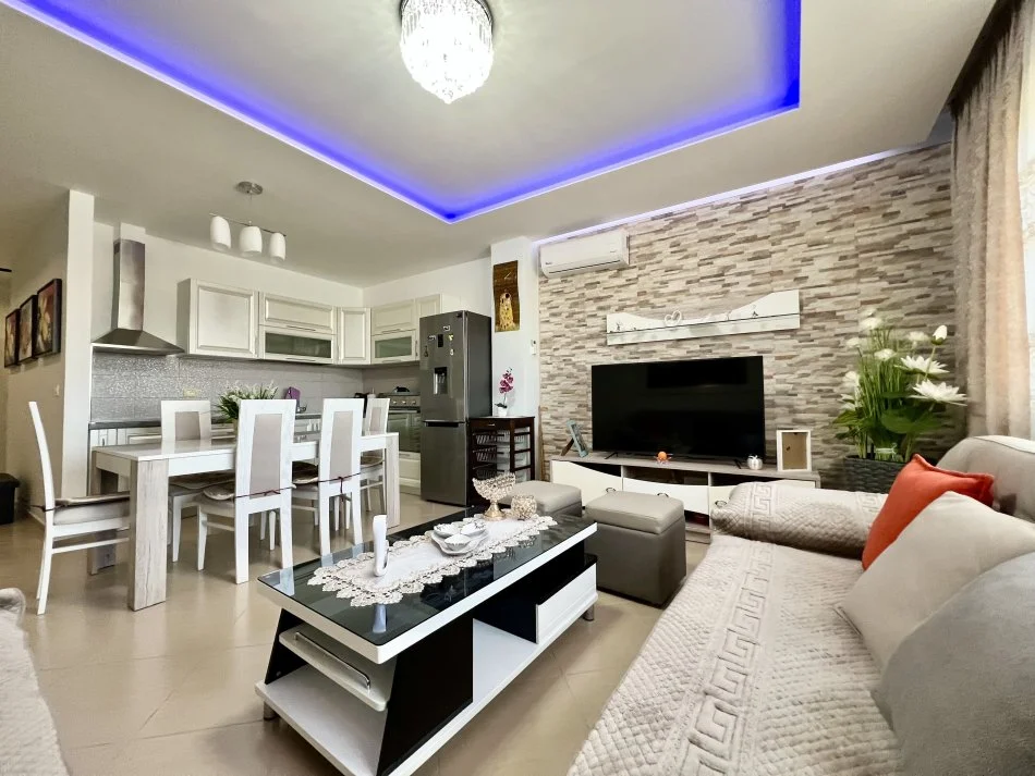 SHITET APARTAMENT 1+1 - SURREL , 15 MIN NGA LIQENI I FARKES