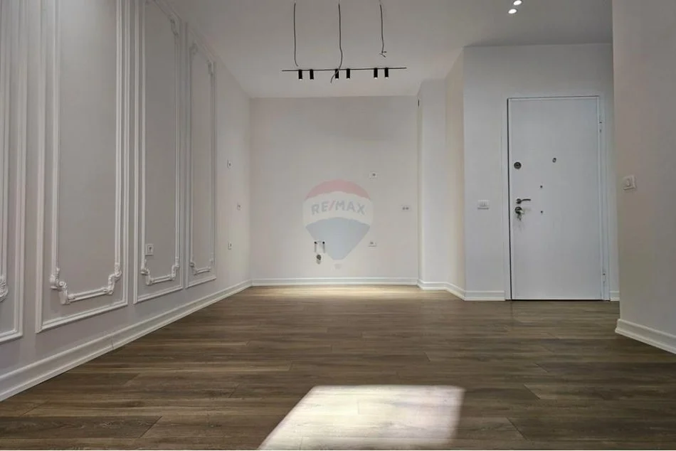 Tirane, shitet apartament 1+1 Kati 1, 58 m² 135.000 € (Rezidenca Rose Garden ne TEG)