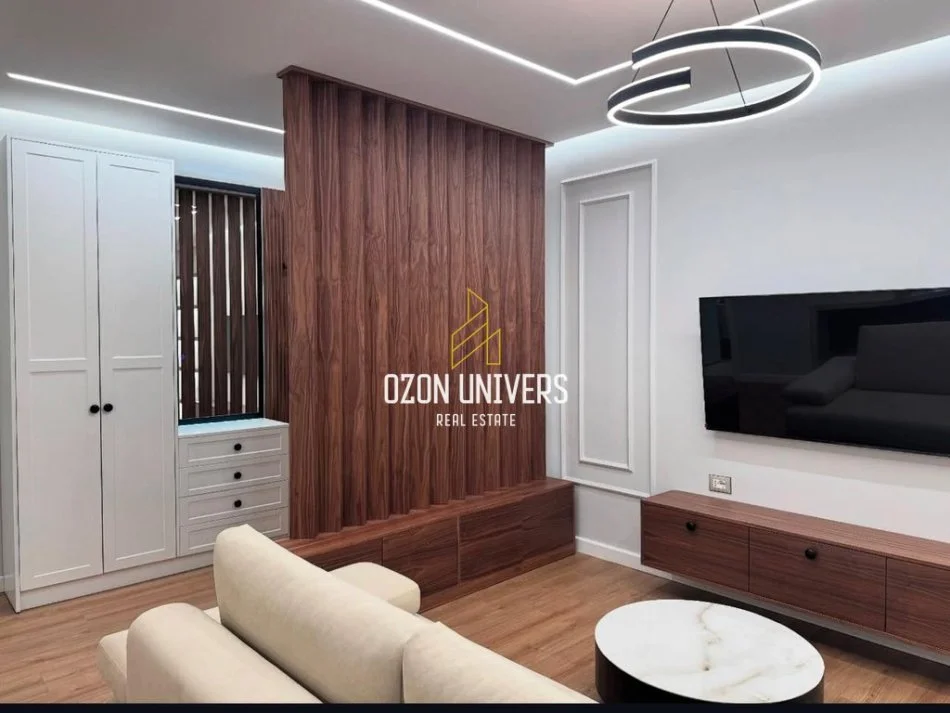 Tirane, jepet me qera apartament 2+1+Ballkon Kati 5, 77 m² 900 € (Selvia, Rruga e Dibrës)