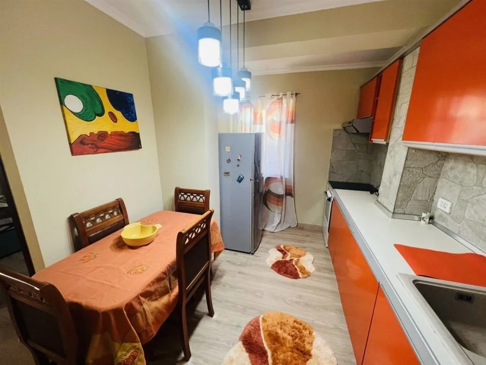 Tirane, jepet me qera apartament 2+1 Kati 4, 70 m² 650 € (Stadiumi Dinamo, prane EHW)
