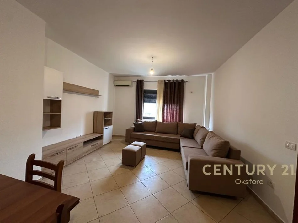 Tirane, jepet me qera apartament 1+1 Kati 5, 60 m² 500 € (Ferit Xhajko)