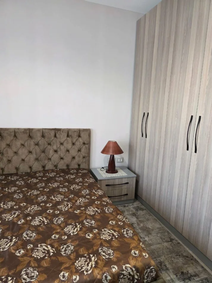 Tirane, jepet me qera apartament 1+1 Kati 6, 61 m² 450 € (Astir)