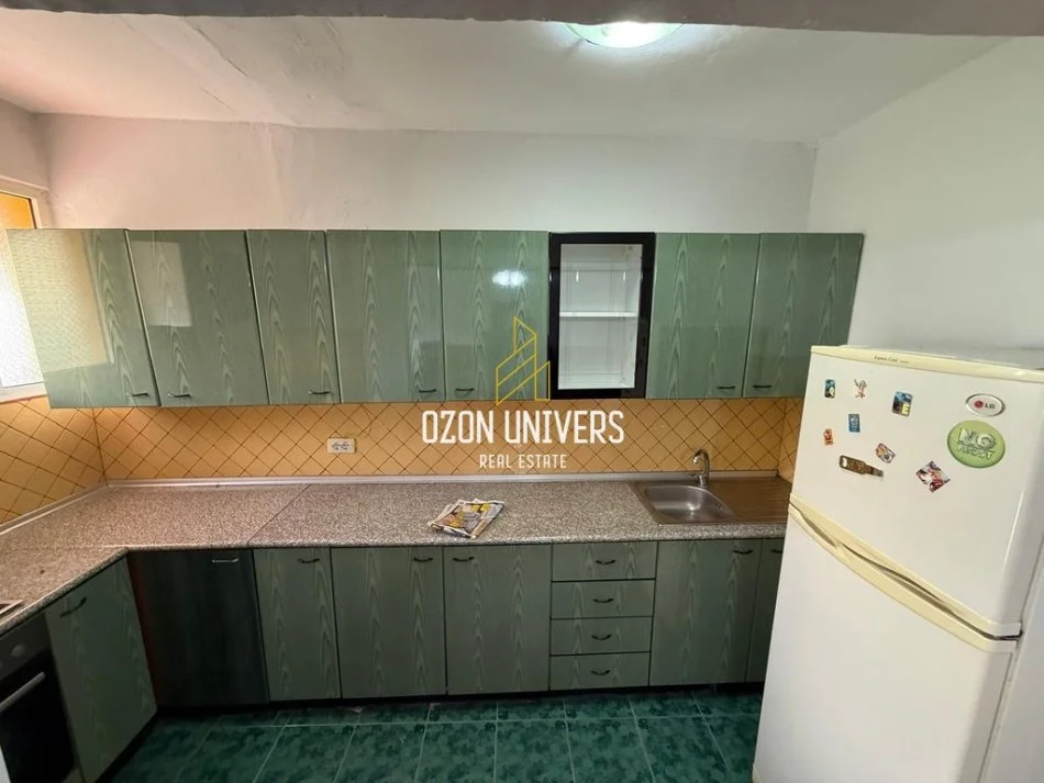 Tirane, shitet apartament 2+1 Kati 2, 72 m² 115.000 € (Ali Dem)