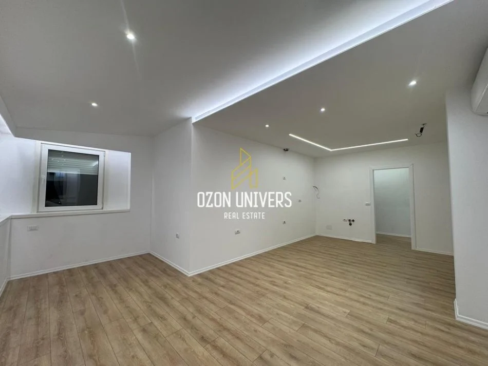 Tirane, shitet apartament 1+1+Ballkon Kati 5, 70 m² 165.000 € (Rruga Fortuzi, mbrapa shkollës Jeronim De Rada)