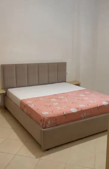 Tirane, jepet me qera apartament 2+1 Kati 1, 83 m² 450 € (Astir)