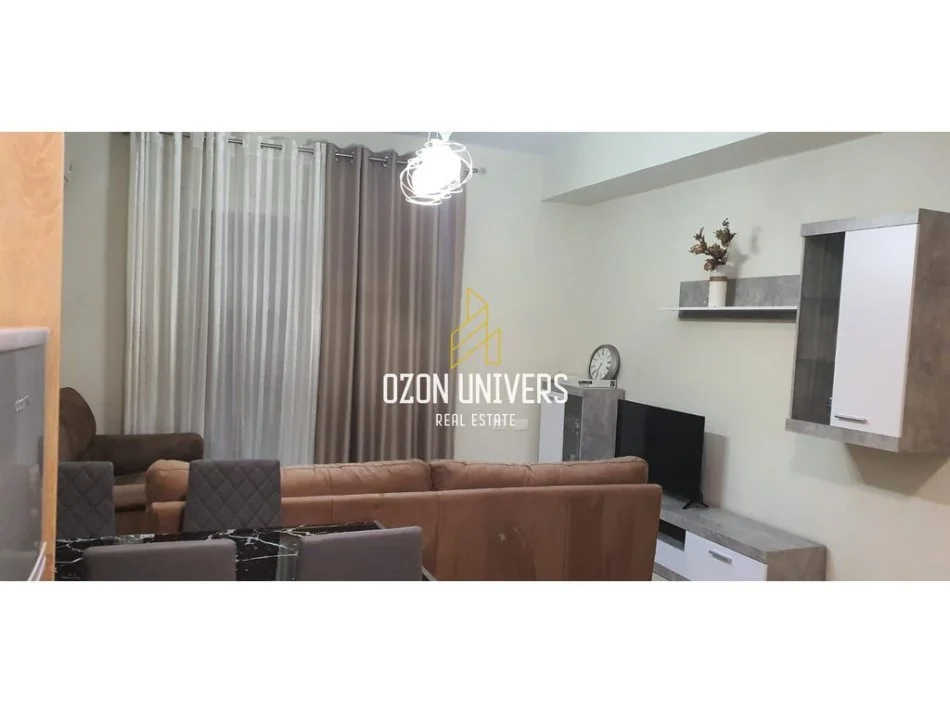 Tirane, jepet me qera apartament 1+1+Ballkon Kati 4, 70 m² 550 € (Vasil Shanto, pranë KESH-it)