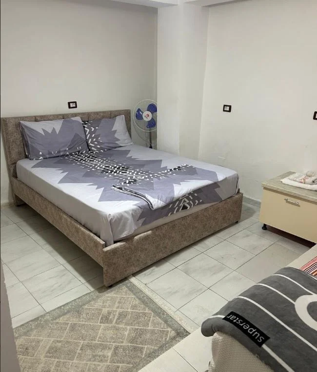 Tirane, jepet me qera apartament 1+1 Kati 1, 67 m² 410 € (Ministria e Jashtme)