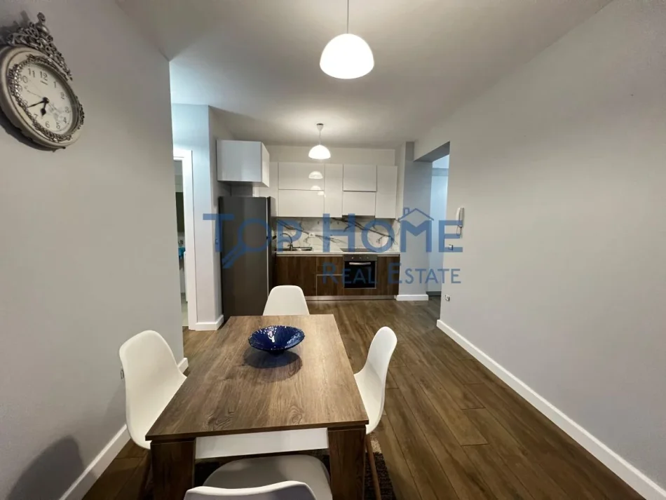 Tirane, jepet me qera apartament 1+1+Aneks Kati 3, 70 m² 500 € (Kodra e Diellit 2)