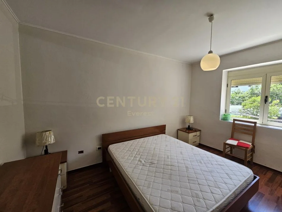 Tirane, shes apartament 2+1 Kati 2, 68 m² 130.000 € (ALI VISHA)