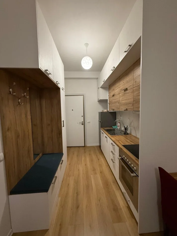 Tirane, jepet me qera apartament 1+1 Kati 5, 60 m² 400 € (Kompleksi Kaimi)