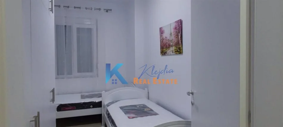 Tirane, jap me qera apartament 2+1+Ballkon Kati 9, 80 m² 450 € (Misto Mame, afer hotel 7777)