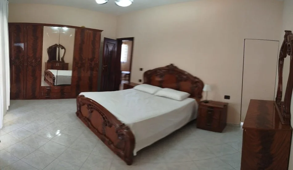 Tirane, jepet me qera apartament 2+1 Kati 2, 90 m² 400 € (Kodre e Priftit)