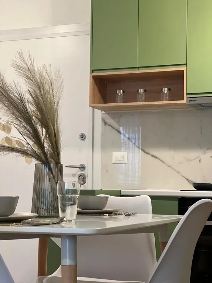 Tirane, jepet me qera apartament 1+1+Ballkon Kati 4, 61 m² 630 € (Kompleksi Kontakt)