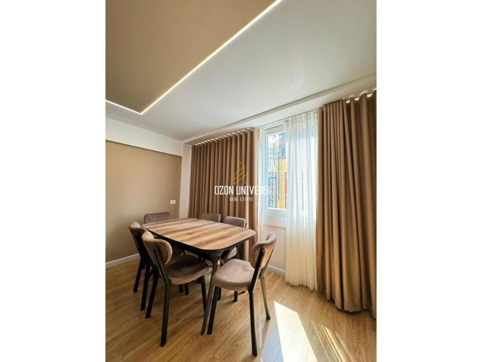 Duplex modern për qira në zemër të Tiranës, Qender!