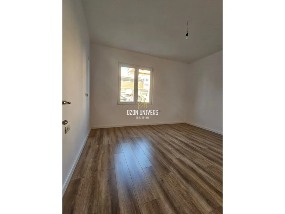 Tirane, shitet apartament 2+1+Ballkon Kati 5, 65 m² 167.000 € (Rruga e Kavajës)
