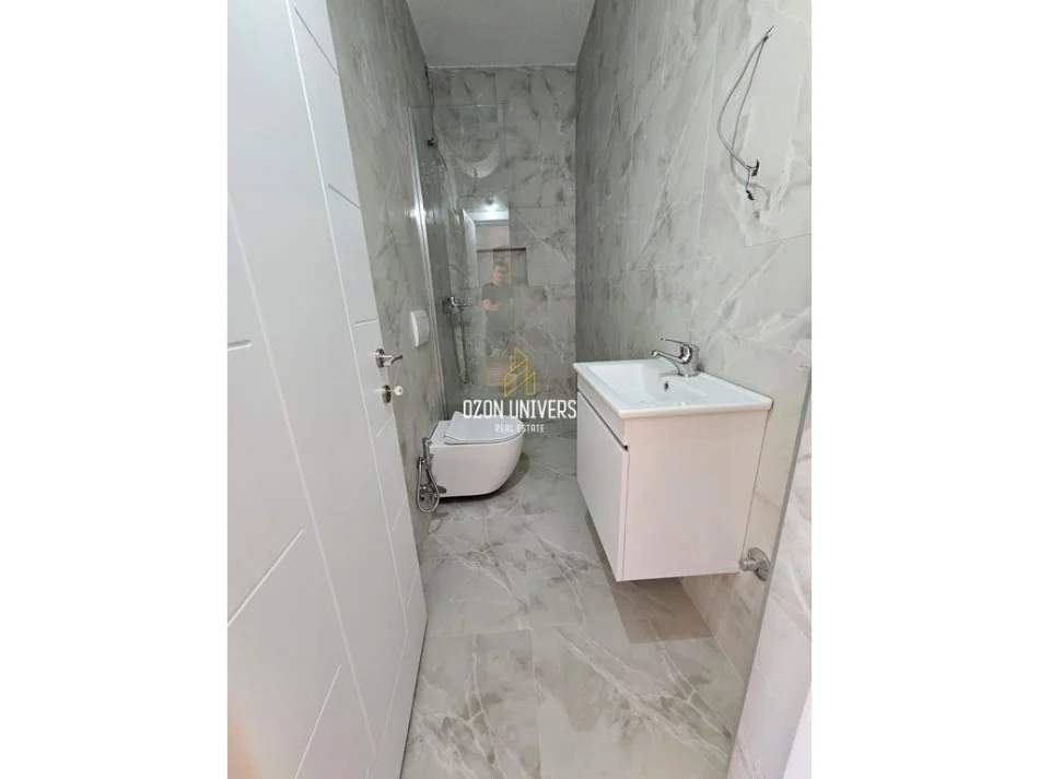 Tirane, shitet apartament 1+1+Ballkon Kati 5, 48 m² 133.000 € (Rruga e Kavajës)