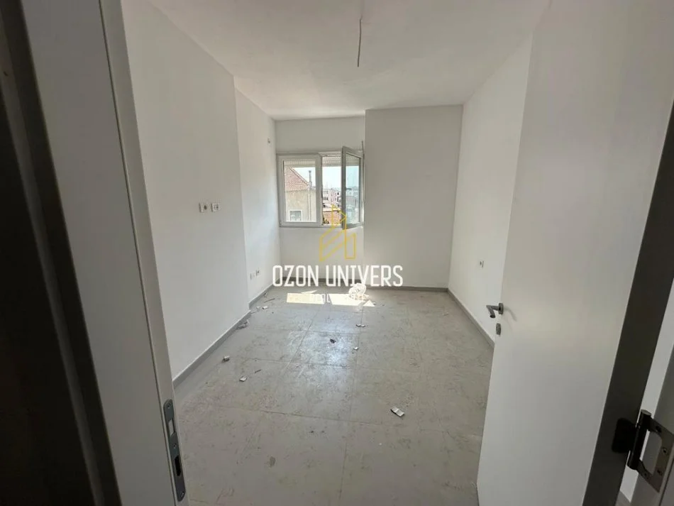 Apartament 2+1 në shitje tek Pazari i Ri!