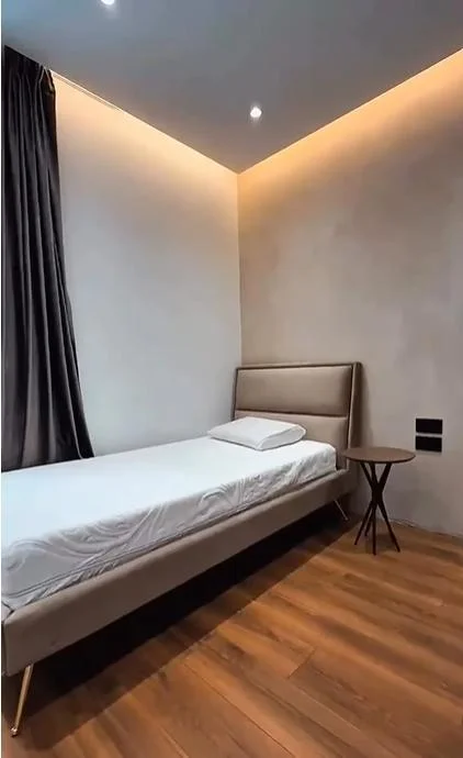 Vlore, shitet Vile 2 Katshe Kati 2, 350 m² 1.200.000 € (Palase)