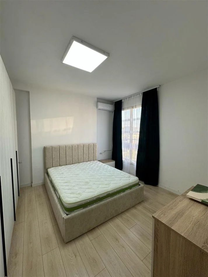 Tirane, jap me qera apartament 2+1+Ballkon , 103 m² 670 € (Fusha e Aviacionit, prane Drejtorise se Tatimeve)