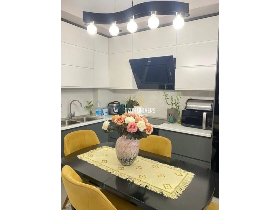 Tirane, jepet me qera apartament 1+1 Kati 7, 70 m² 800€/muaj (Stadiumi Dinamo)