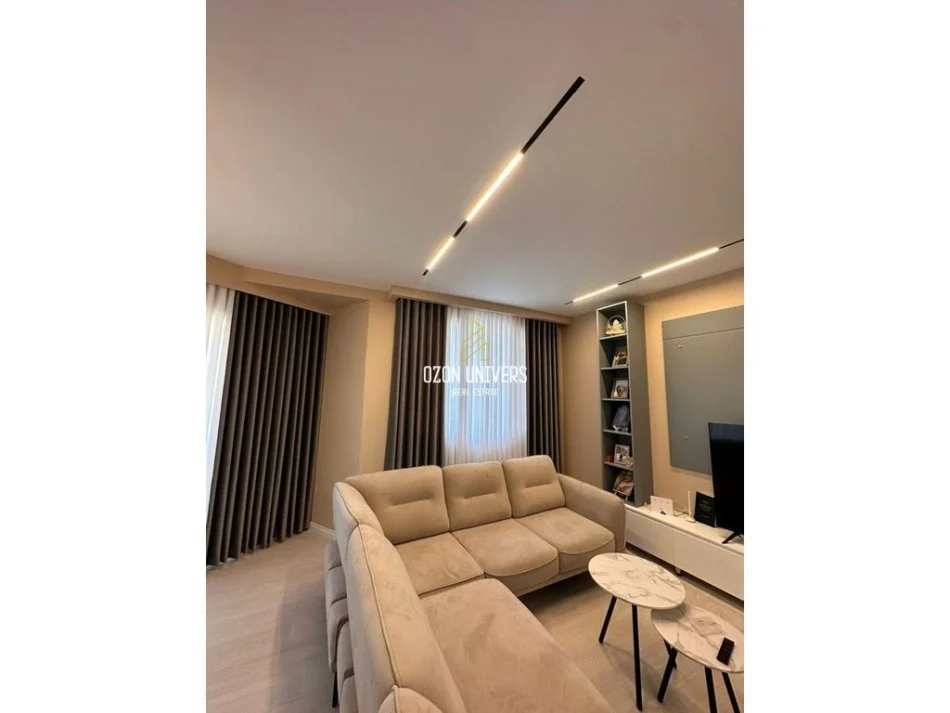 Tirane, jepet me qera apartament 2+1+Parking, Kati 2, 117 m² 800 € (RiverSide Residence, pranë rrugës Teodor Keko)