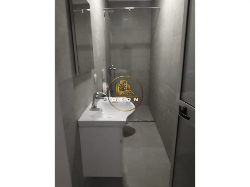 Tirane, jepet me qera apartament 1+1 Kati 0, 40 m² 450 € (Pranë Stadiumit Dinamo)