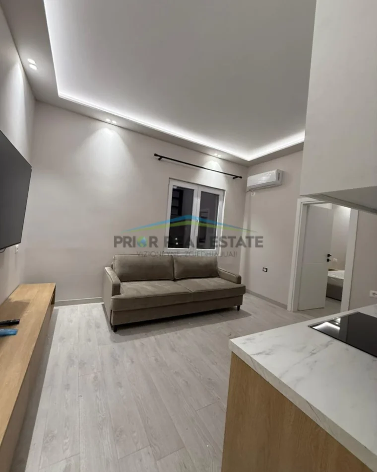 Tirane, jepet me qera apartament 1+1 Kati 3, 62 m² 700 € (Bulevardi Zogu i Pare)
