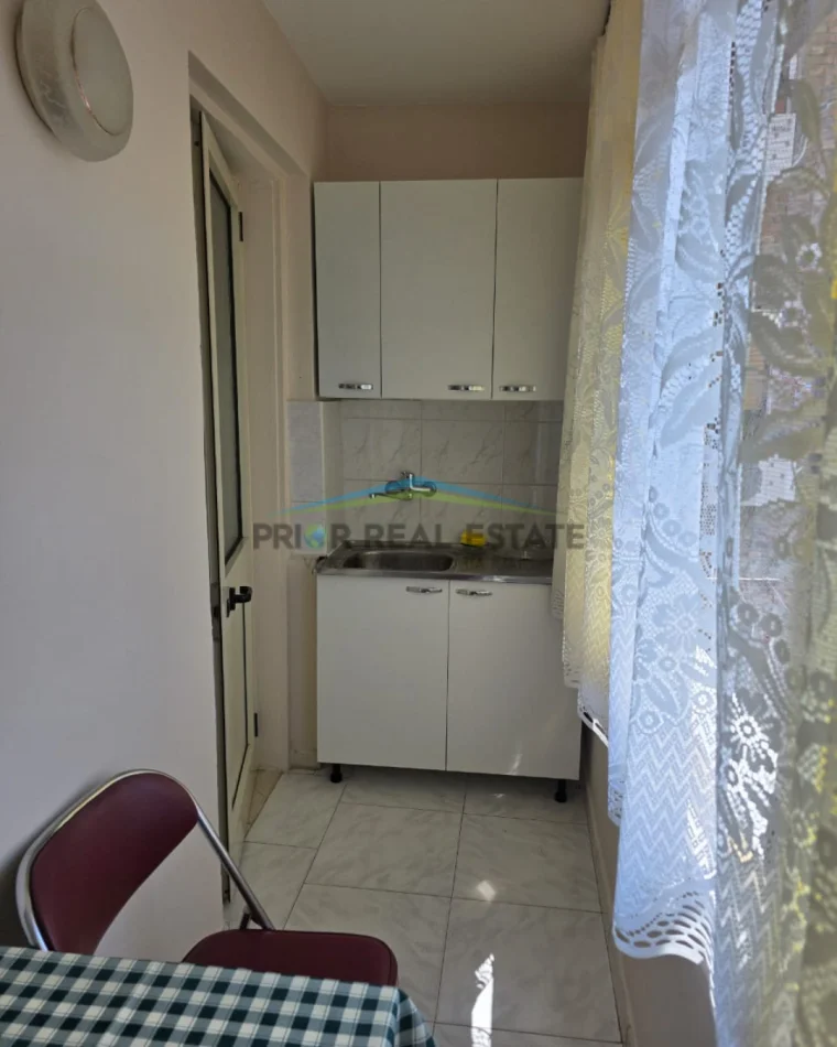 Tirane, jepet me qera apartament 2+1 Kati 4, 80 m² 50.000ALL/Muaj (Rruga Siri Kodra)