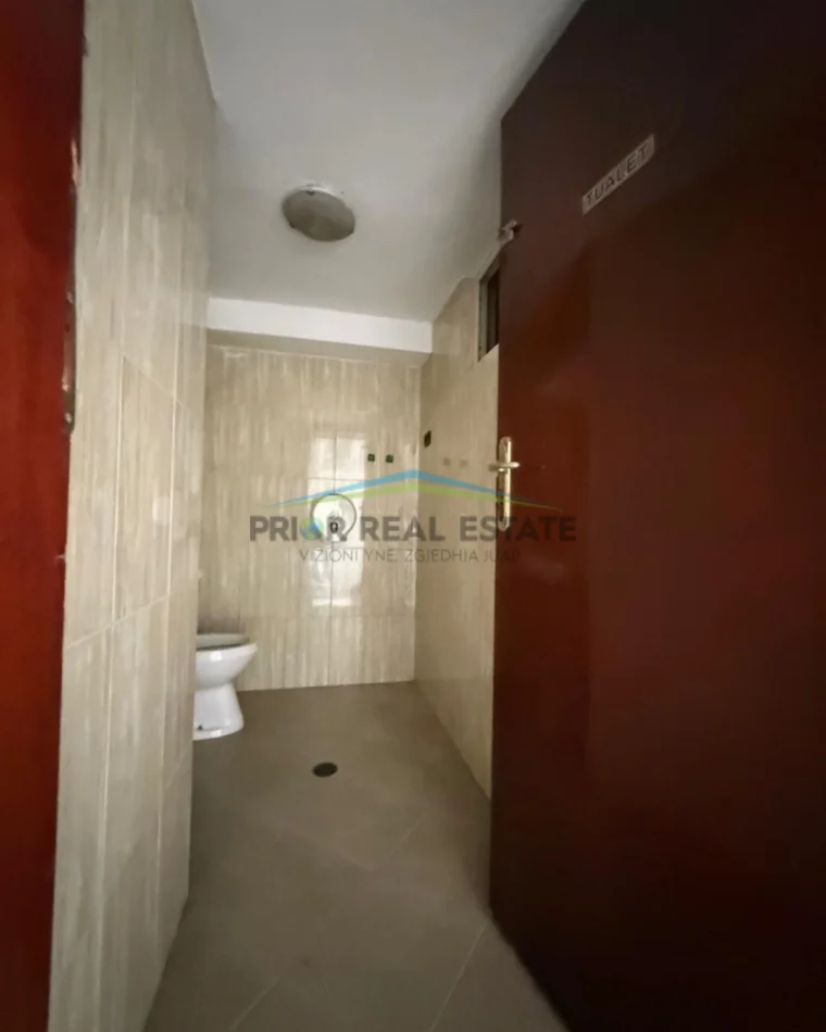 Tirane, shitet ambjent biznesi Kati -1, 244 m² 380.000 € (Rruga Asim Vokshi)