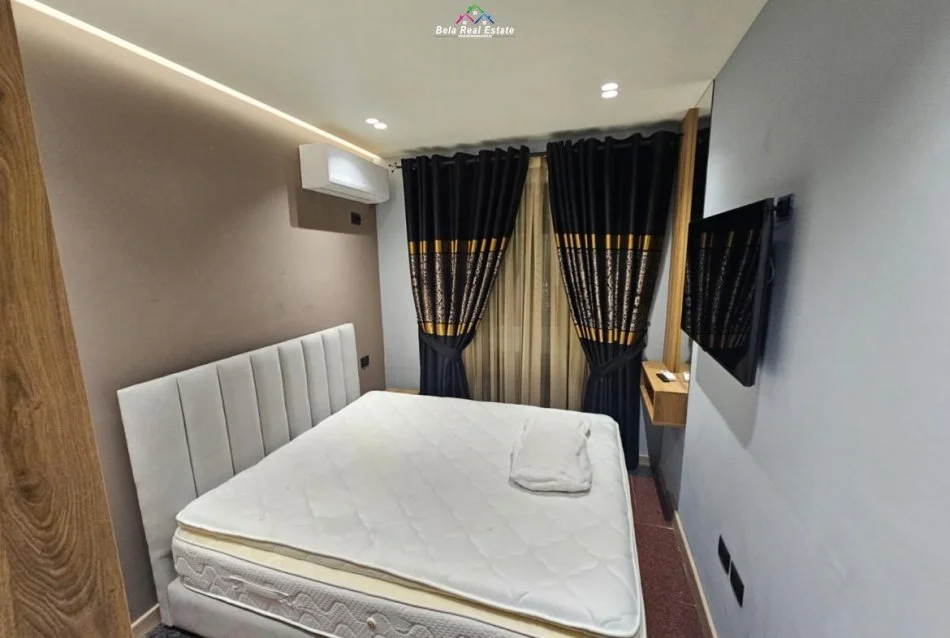 Tirane, jepet me qera apartament 1+1 Kati 2, 57 m² 620 € (Qender)