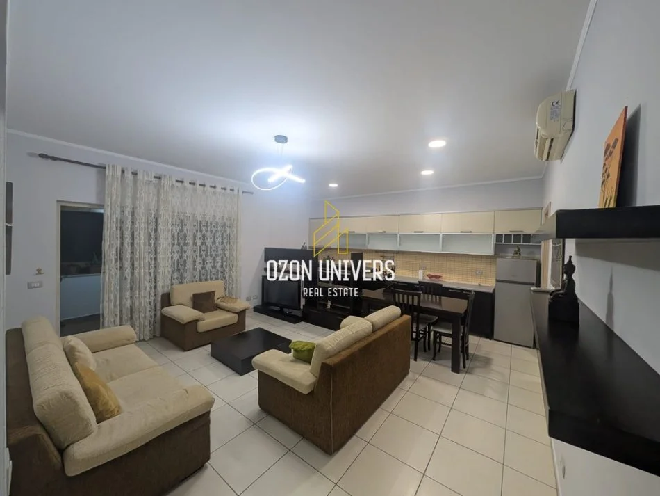 Tirane, jepet me qera apartament 2+1+Ballkon Kati 6, 120 m² 600 € (Myslym Shyr)