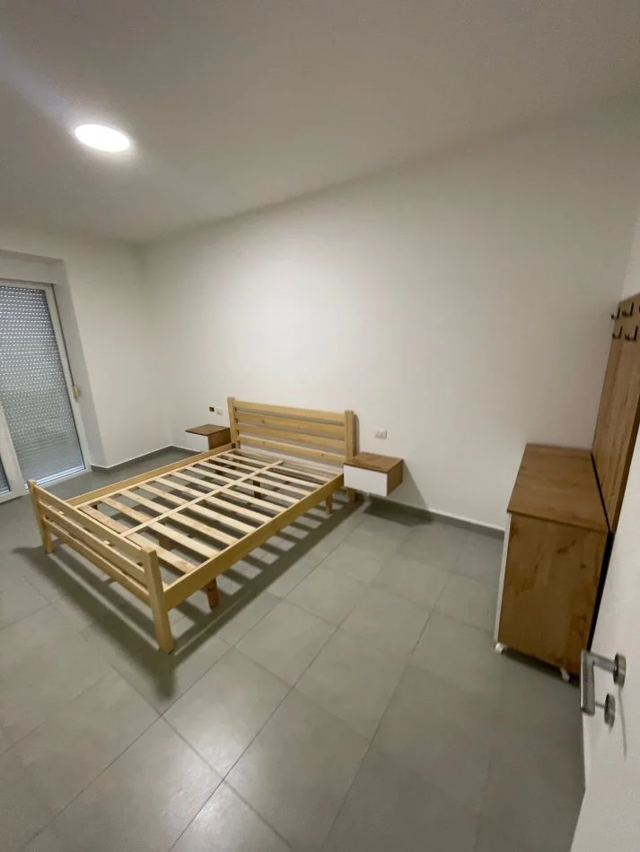 Tirane, shitet apartament 1+1 , 58 m² 90.000 € 