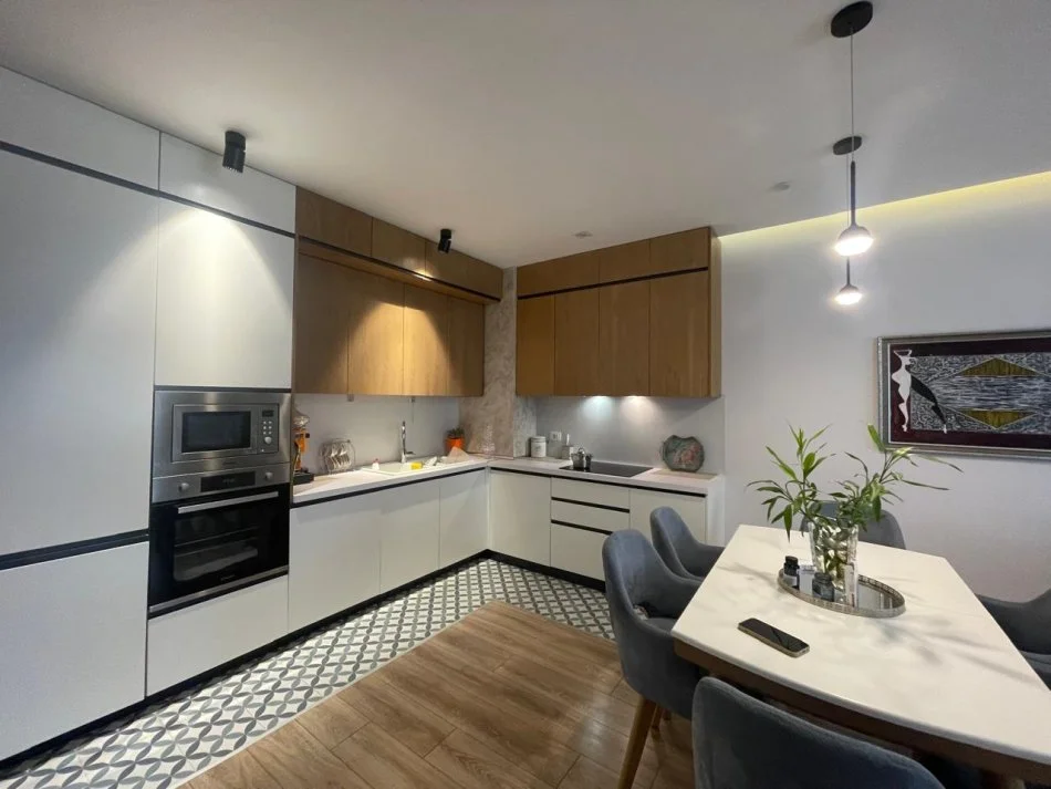 Tirane, shitet apartament 2+1+Ballkon Kati 2, 100 m² 229.000 € (Kodra e Priftit)