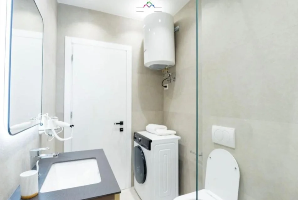 Tirane, jepet me qera apartament 1+1 Kati 4, 48 m² 800 € (Bulevardi Bajram Curri)