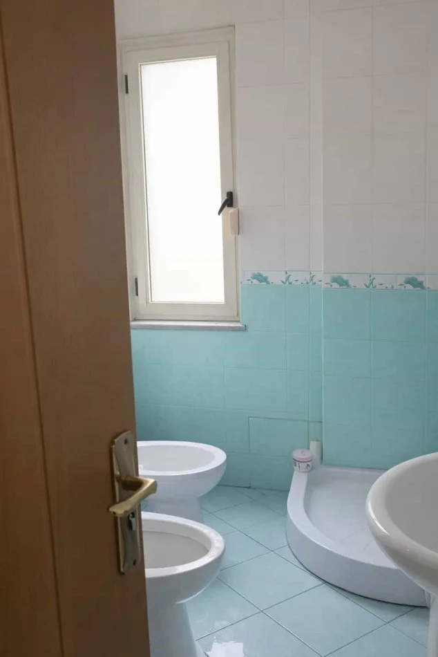 Tirane, jepet me qera apartament 2+1 Kati 4, 109 m² 600 € (Rruga Sokrat Miho)