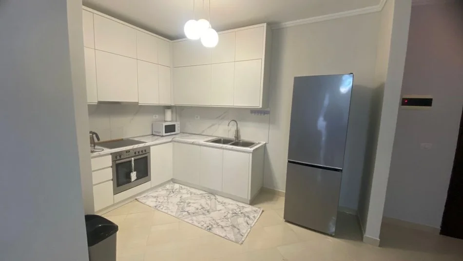 Shqiperi, jepet me qera apartament 2+1+Ballkon Kati 1, 100 m² 674.050.170 € (Eleonora)