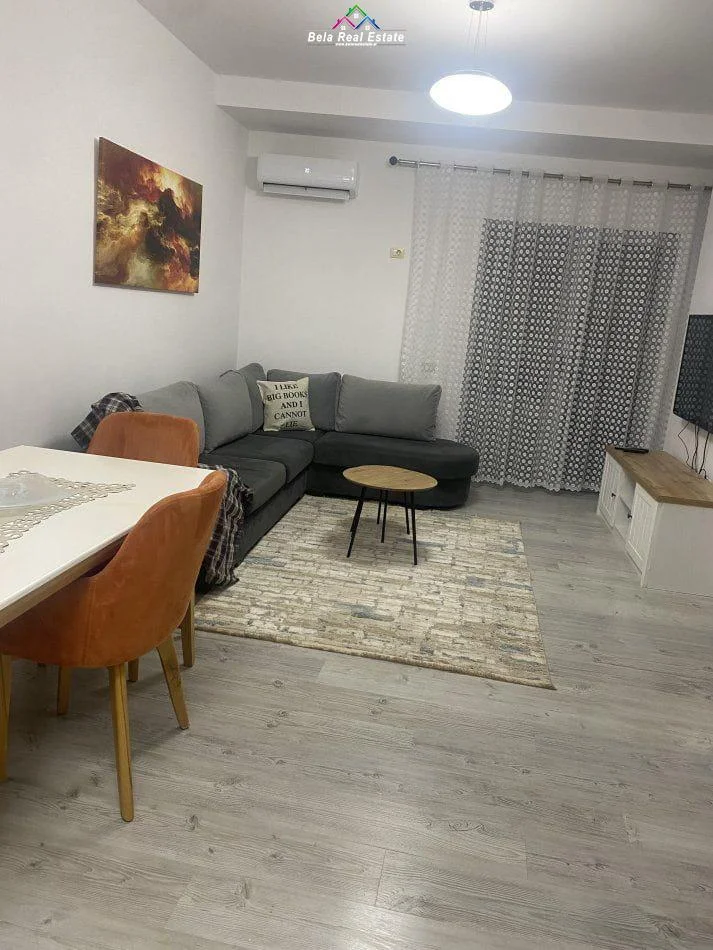 Tirane, jepet me qera apartament 2+1 Kati 3, 86 m² 750 € (qemal stafa)