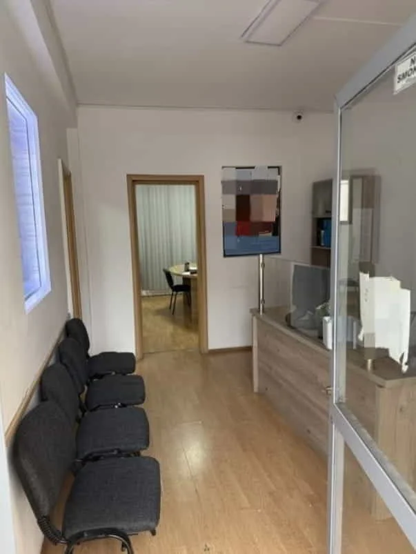 Tirane, jepet me qera zyre Kati 2, 61 m² 520 € (Rruga Sotir Kolea)