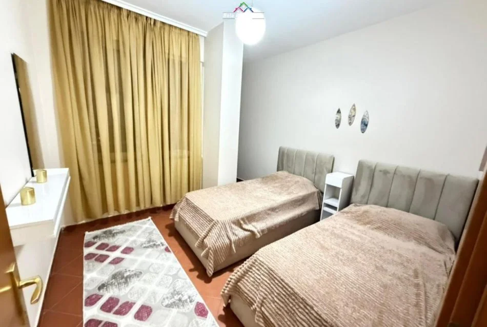 Tirane, jepet me qera apartament 2+1 Kati 8, 85 m² 830 € (Rruga Sami Frasheri)