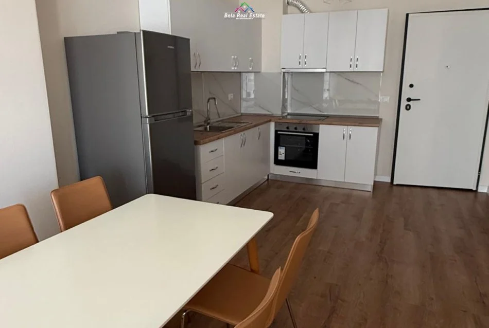 Tirane, jepet me qera apartament 1+1 Kati 2, 70 m² 570 € (5 maj)