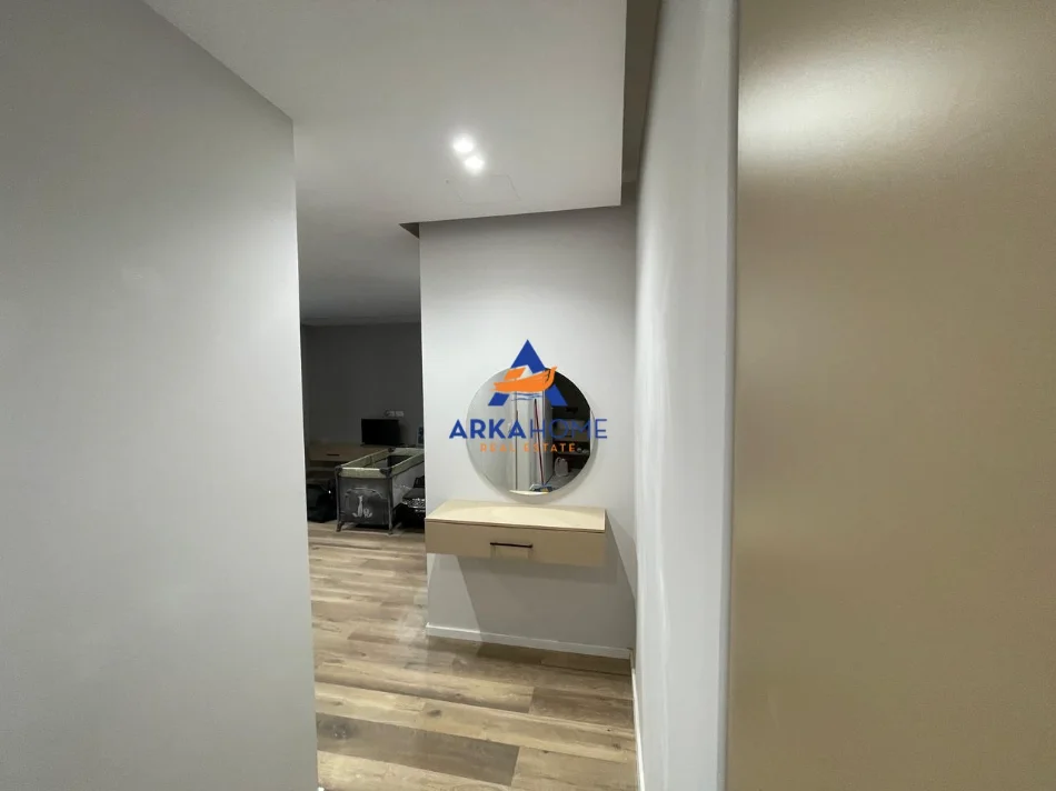 Tirane, jepet me qera apartament 1+1 Kati 1, 70 m² 600 € 