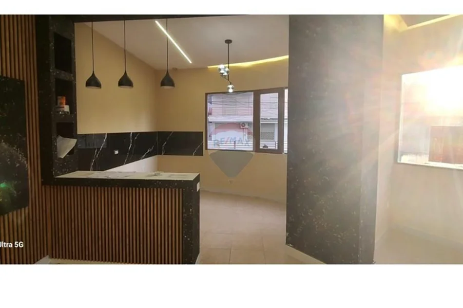 Tirane, shitet apartament Kati 1, 115 m² 130.000 € (Plazh Durres)