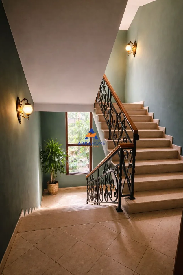 Tirane, shitet Vile 3 Katshe Kati 4, 420 m² 1.300.000 € 