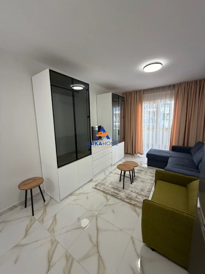 Tirane, jepet me qera apartament 1+1 Kati 2, 40 m² 420 € 