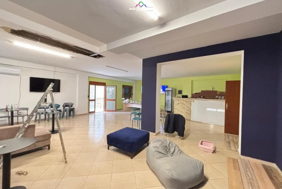 Tirane, jepet me qera zyre Kati 1, 188 m² 1.700 € (Rruga Bill Klinton)