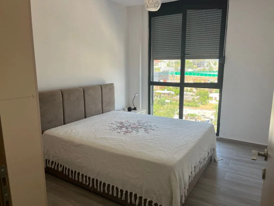 Tirane, jap me qera apartament 3+1 Kati 3, 112 m² 630 € (rruga 5 maji)