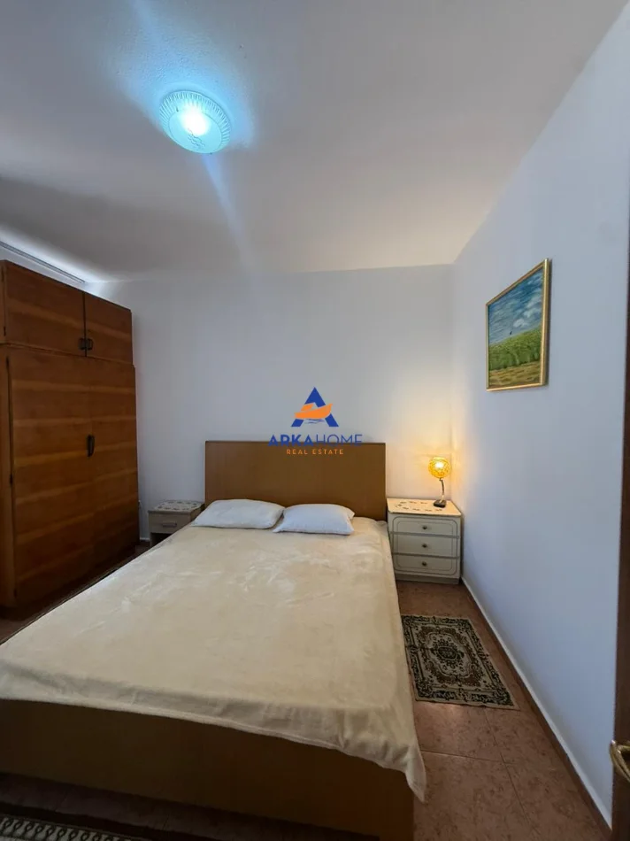 Tirane, jepet me qera apartament 1+1 Kati 11, 75 m² 523 € 