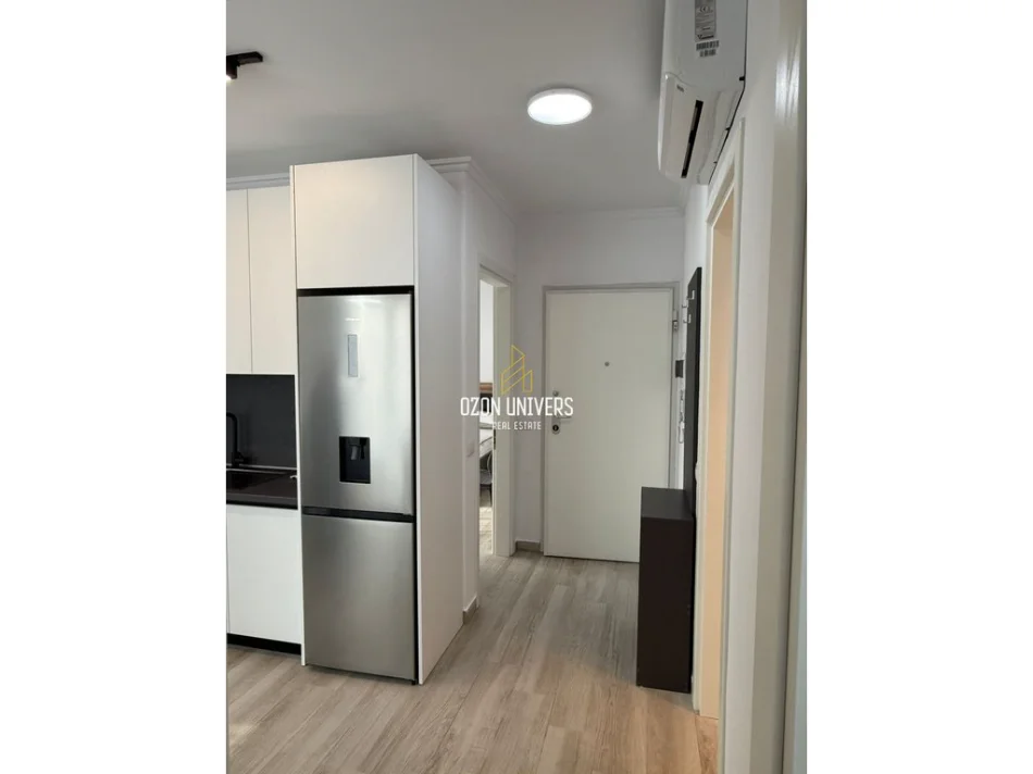 Tirane, jepet me qera apartament 2+1+Ballkon Kati 6, 90 m² 900 € (Ish Stacioni i Trenit)