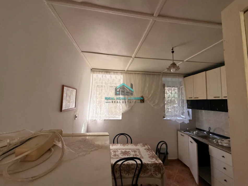 Vlore, shitet 2+1+Ballkon Kati 1, 90 m² 150.000 € (vlore)